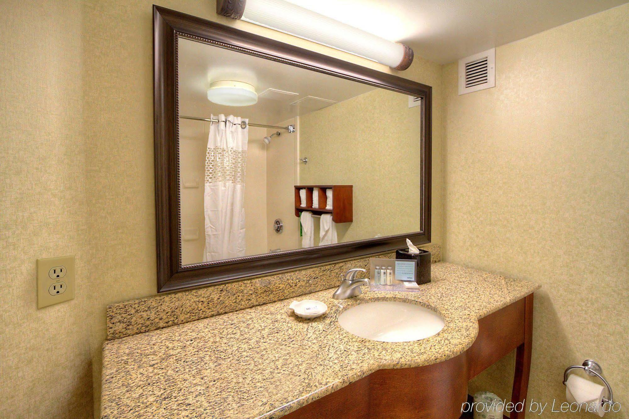 Hampton Inn Raleigh Cary Phòng bức ảnh